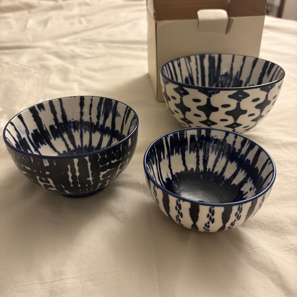 West Elm Indigo Tie Dye Bowl Set (3) - Picture 2 of 2